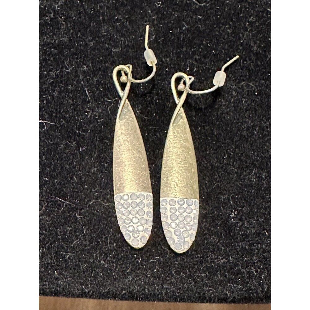 Dip White Half Rhinestone Half Antique Gold Teardrop Pierced  Dangle Earrings